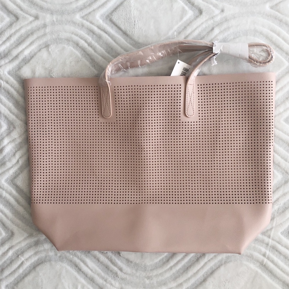 Macy’s pink bag